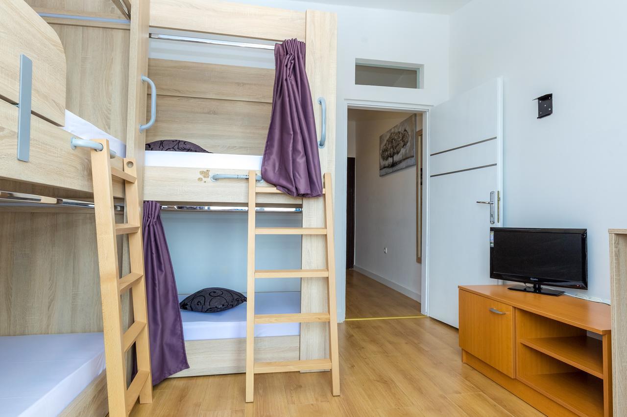 Apartments In City Center Ventus Novalja Kültér fotó